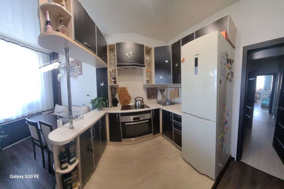 Продаётся 2-комнатная квартира, 58.8 м²