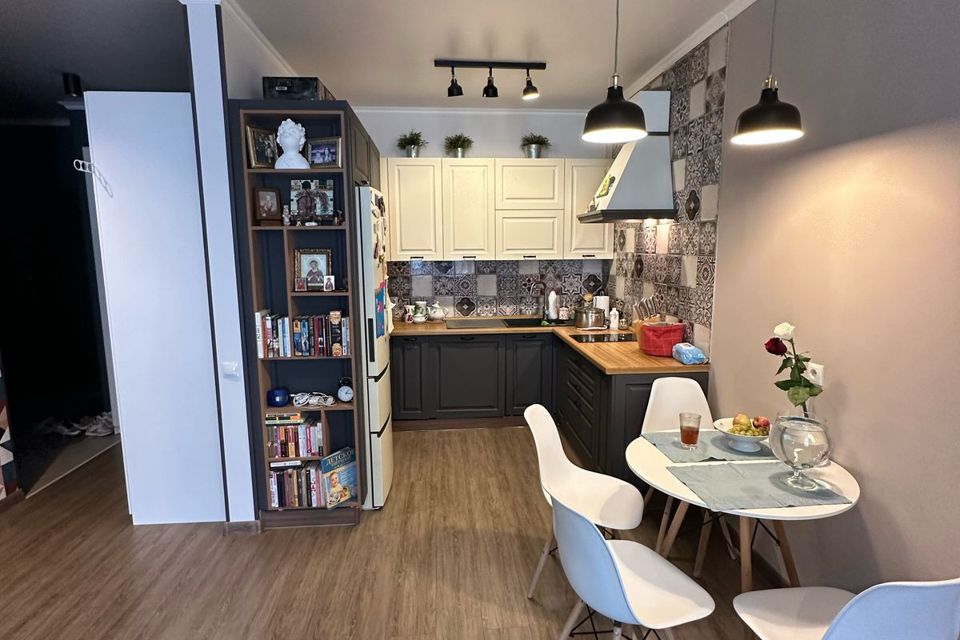 Продаётся 2-комнатная квартира, 49.7 м²
