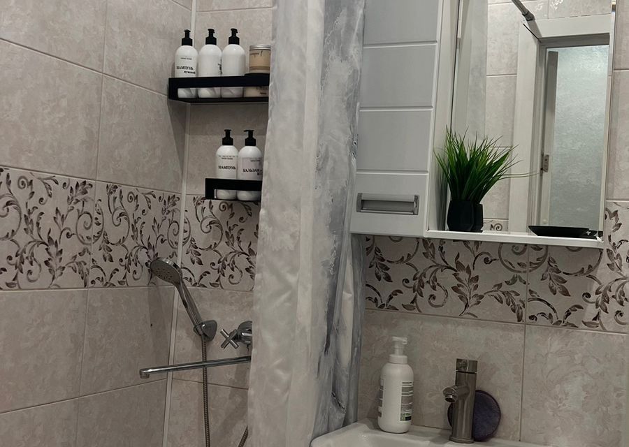 Продаётся 1-комнатная квартира, 45.6 м²