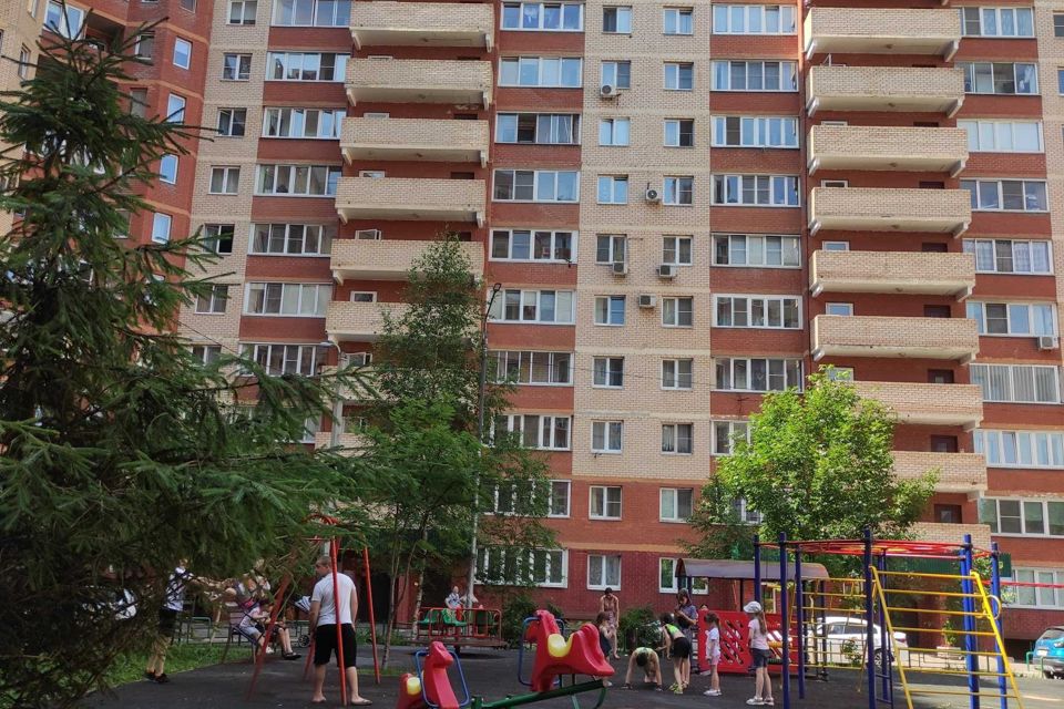 Продаётся 1-комнатная квартира, 39.6 м²