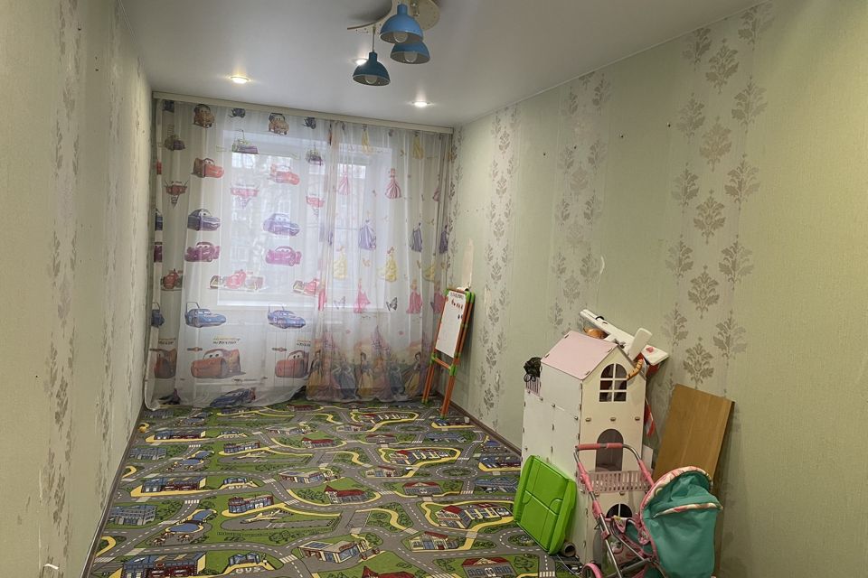 Продаётся 3-комнатная квартира, 57.2 м²