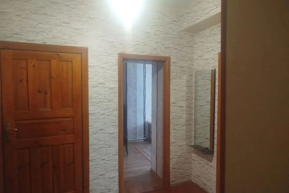 Продаётся 3-комнатная квартира, 65 м²