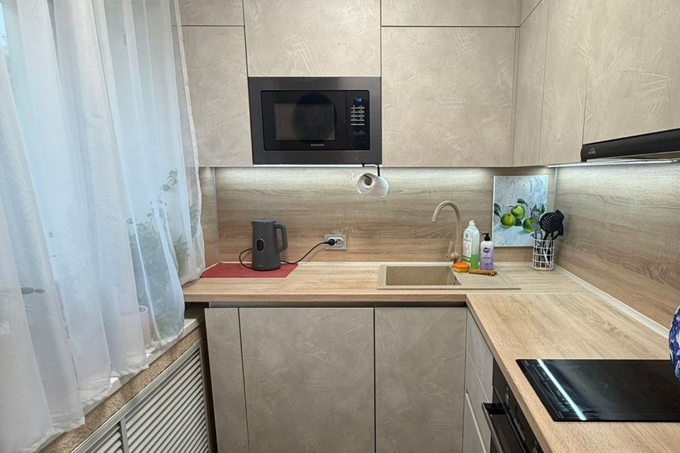Продаётся 3-комнатная квартира, 59.5 м²