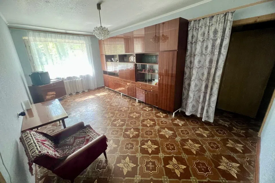 Продаётся 3-комнатная квартира, 56 м²