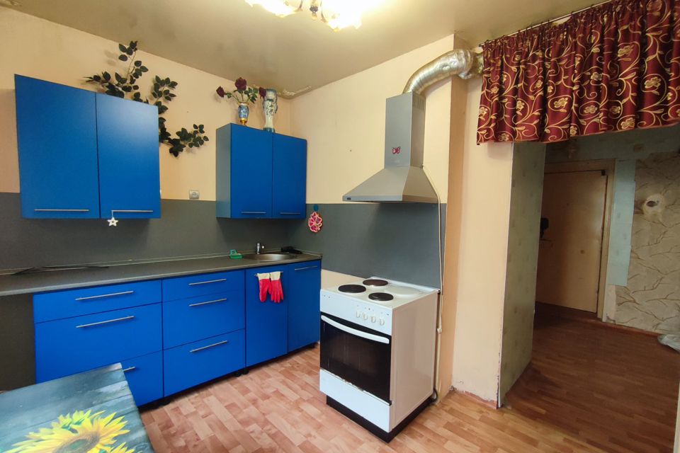 Продаётся 1-комнатная квартира, 37.3 м²