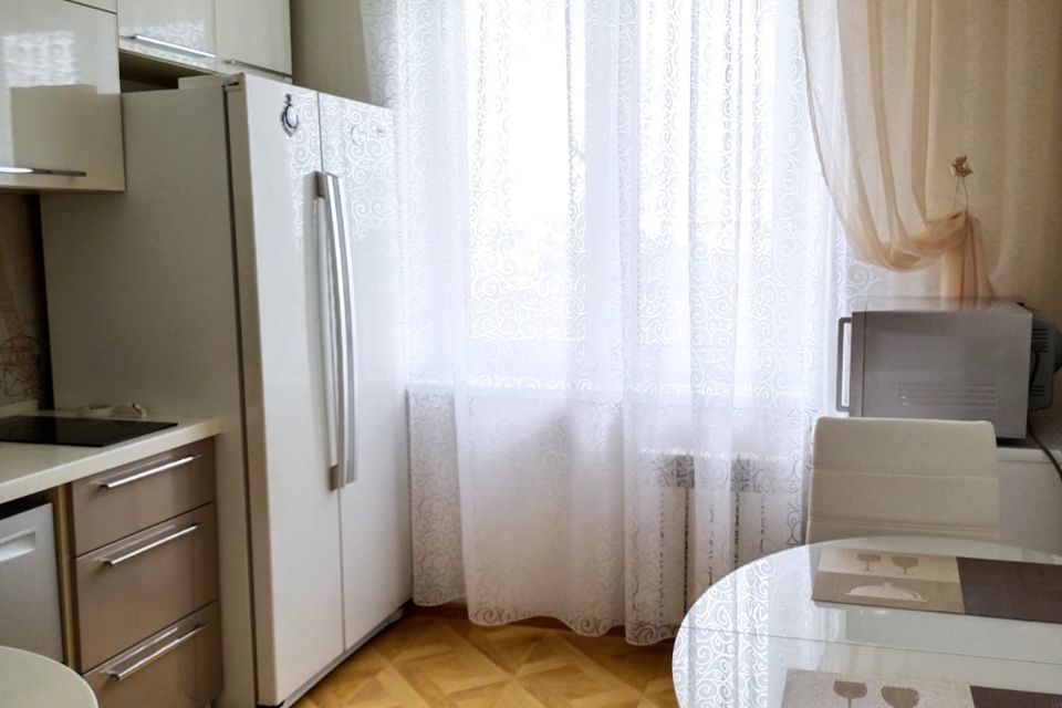 Продаётся 2-комнатная квартира, 58.5 м²