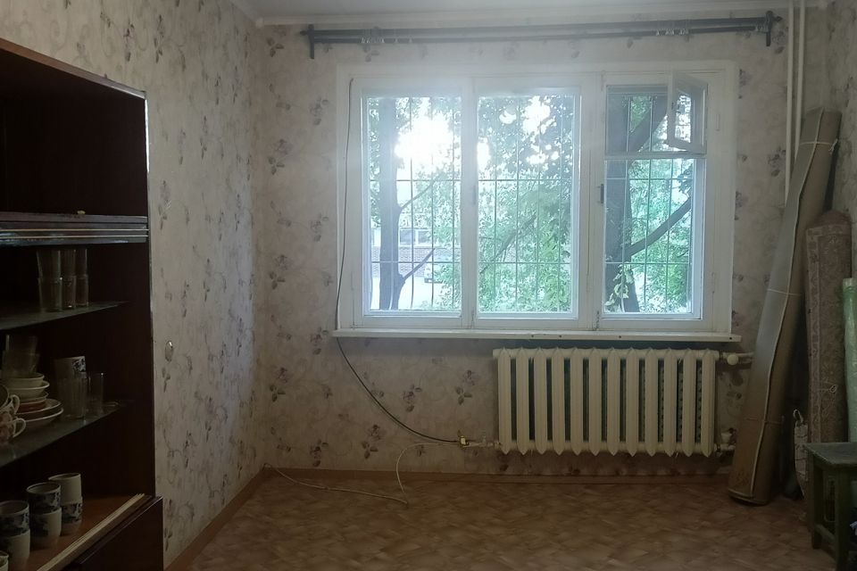 Продаётся 3-комнатная квартира, 56.8 м²