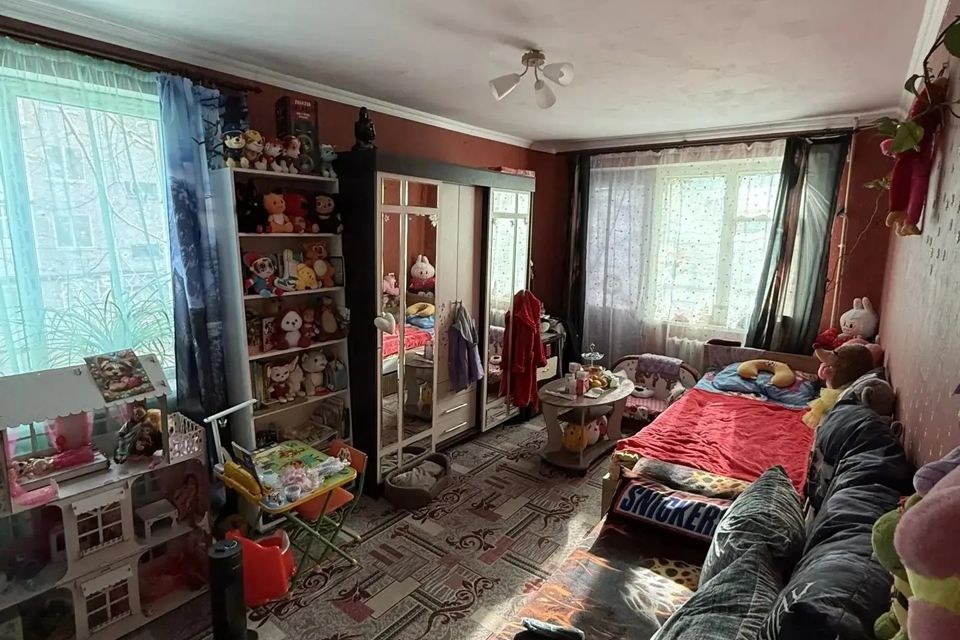 Продаётся 3-комнатная квартира, 61 м²