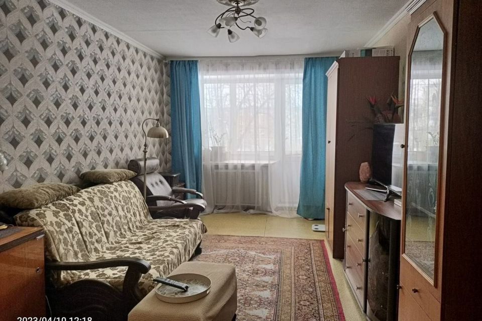 Продаётся 3-комнатная квартира, 58.5 м²