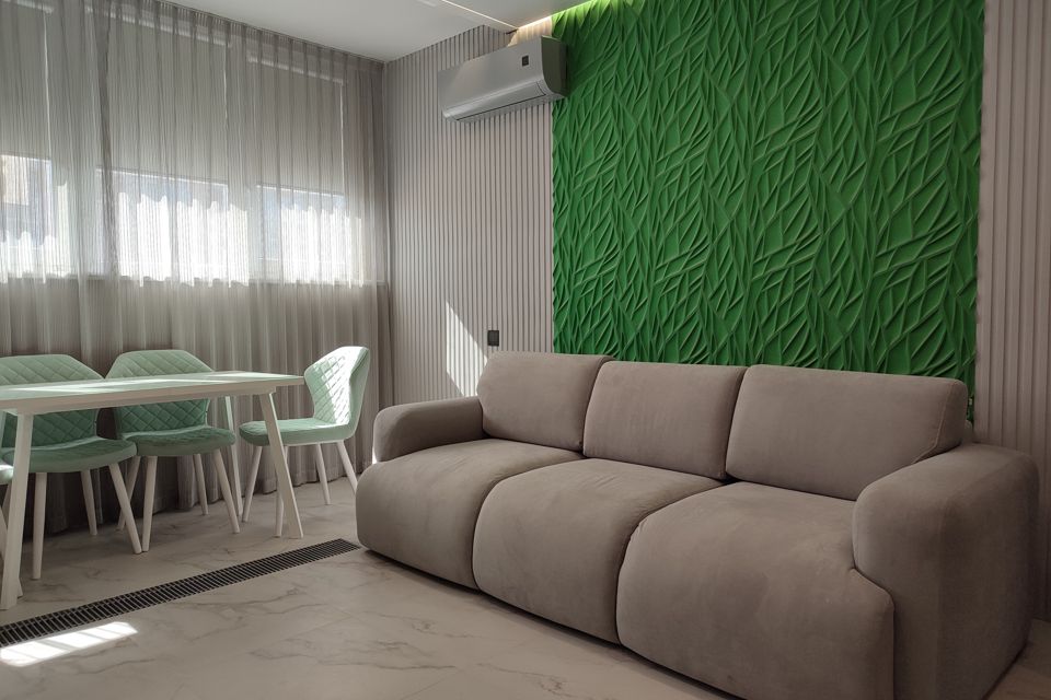 Продаётся 1-комнатная квартира, 42 м²