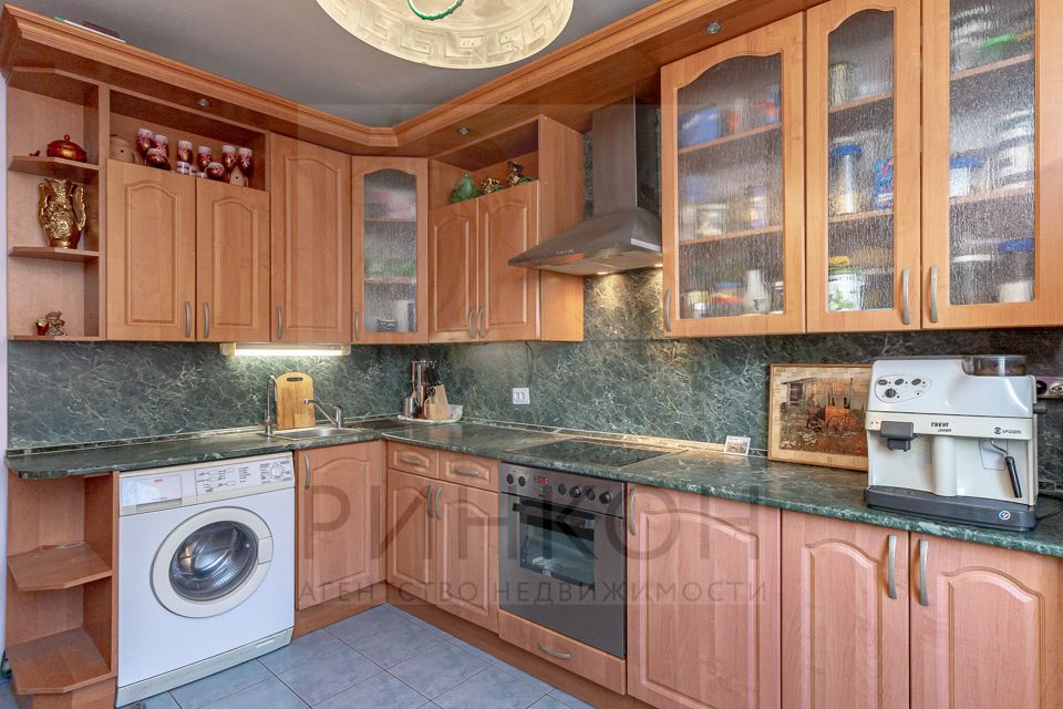Продаётся 2-комнатная квартира, 64.2 м²