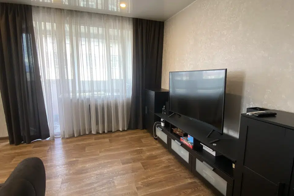Продаётся 4-комнатная квартира, 89.2 м²