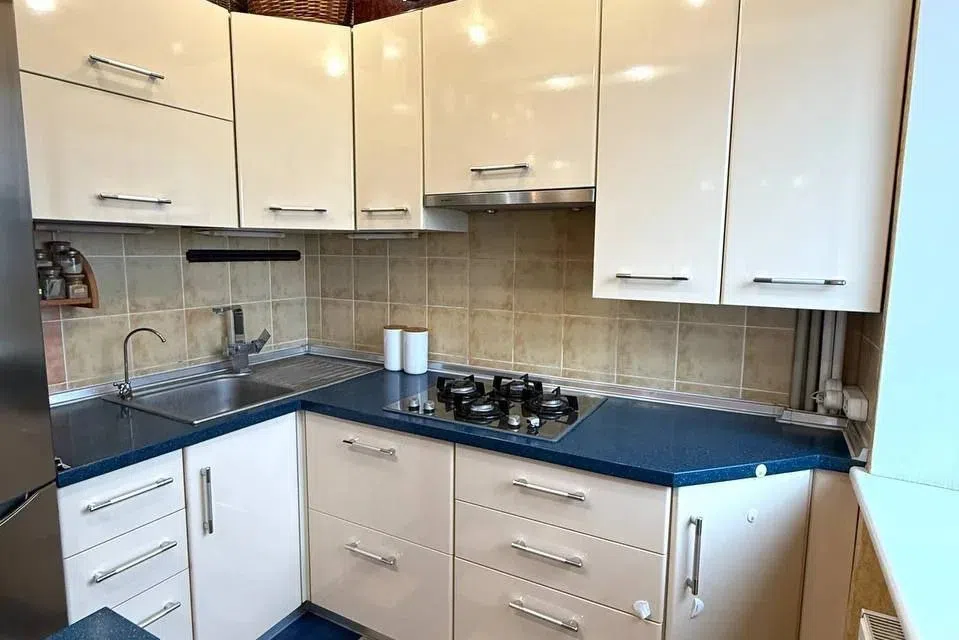 Продаётся 1-комнатная квартира, 45.6 м²