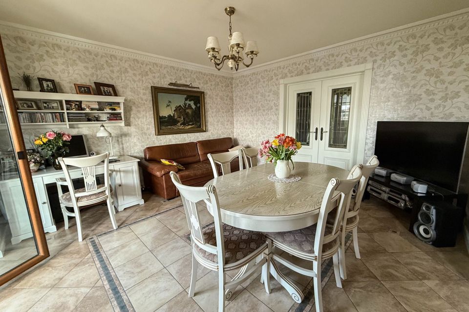 Продаётся 3-комнатная квартира, 76.2 м²