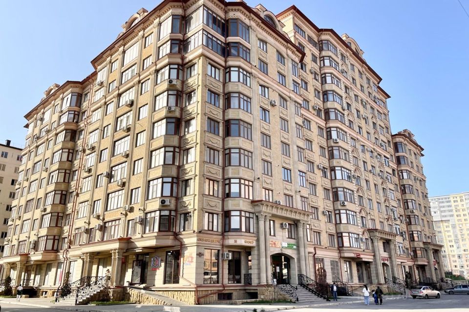 Продаётся 2-комнатная квартира, 109 м²