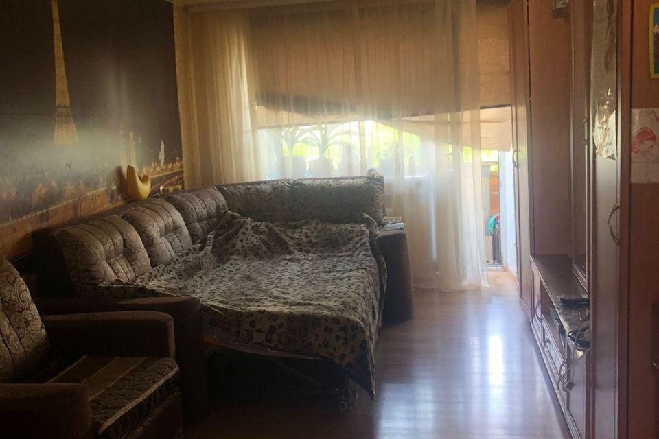 Продаётся 3-комнатная квартира, 57.3 м²