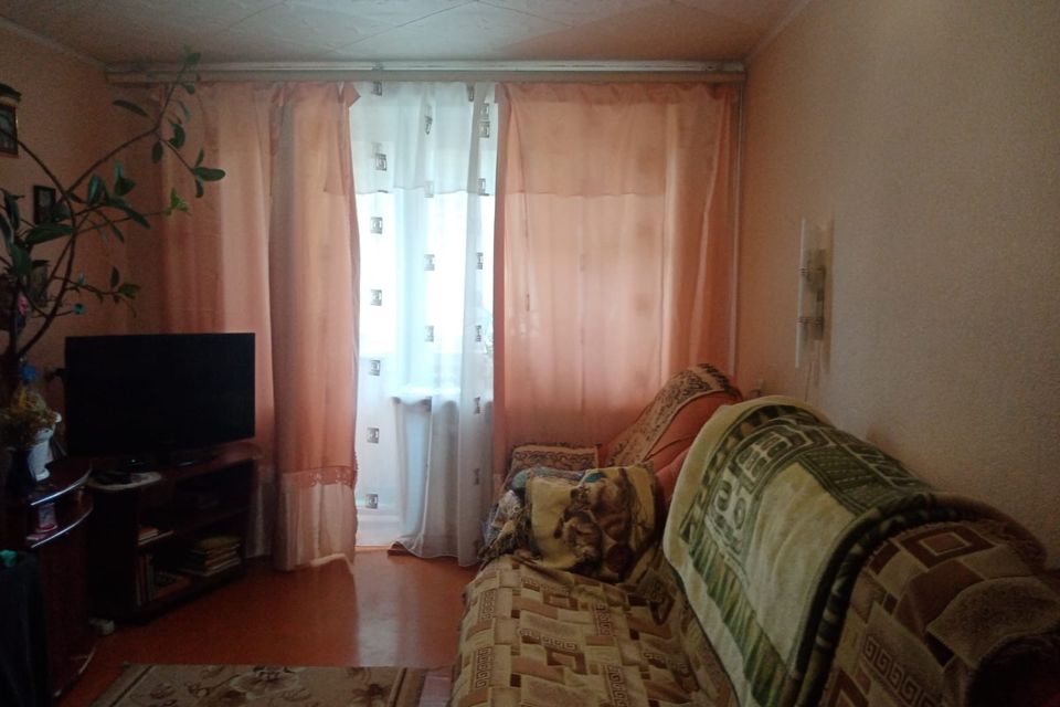 Продаётся 3-комнатная квартира, 50.1 м²