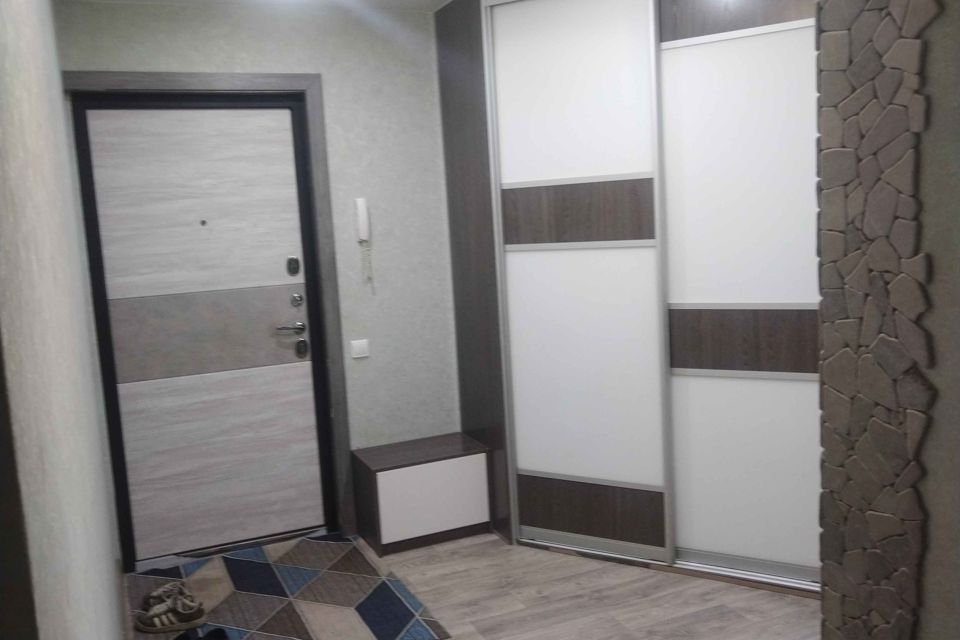 Продаётся 3-комнатная квартира, 72.8 м²