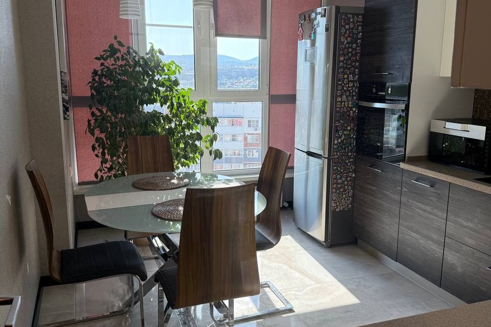 Продаётся 2-комнатная квартира, 63 м²