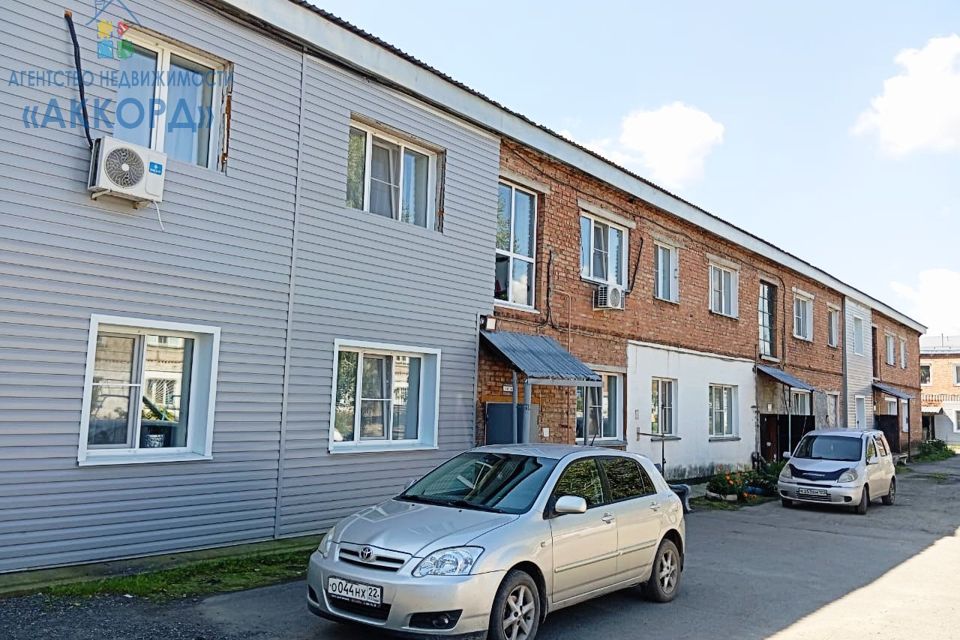Продаётся 2-комнатная квартира, 49.3 м²