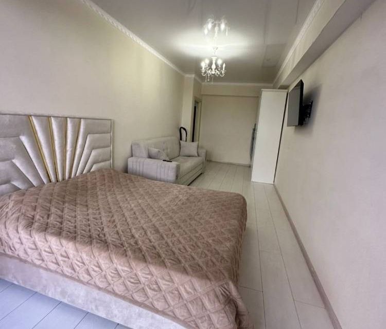 Продаётся 1-комнатная квартира, 42 м²