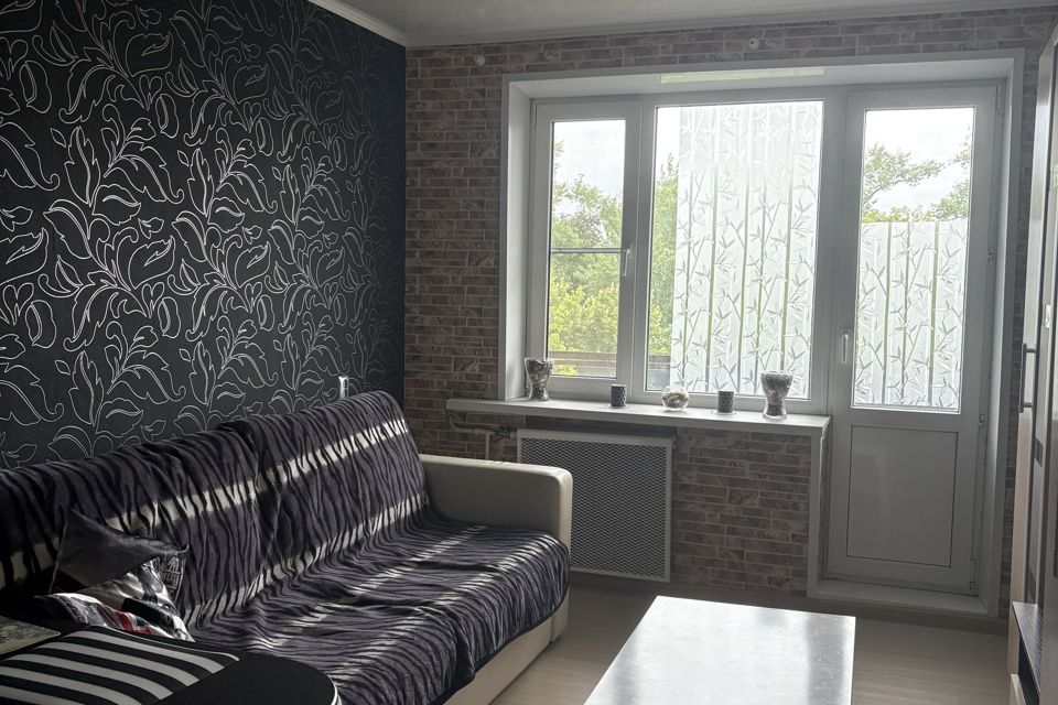 Продаётся 3-комнатная квартира, 61 м²