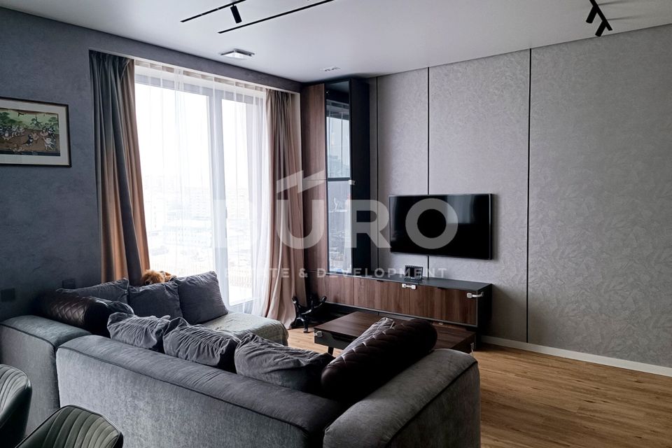 Продаётся 2-комнатная квартира, 65.5 м²