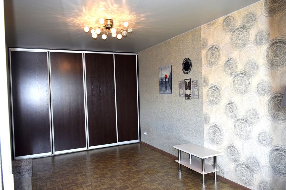 Продаётся 1-комнатная квартира, 35.7 м²