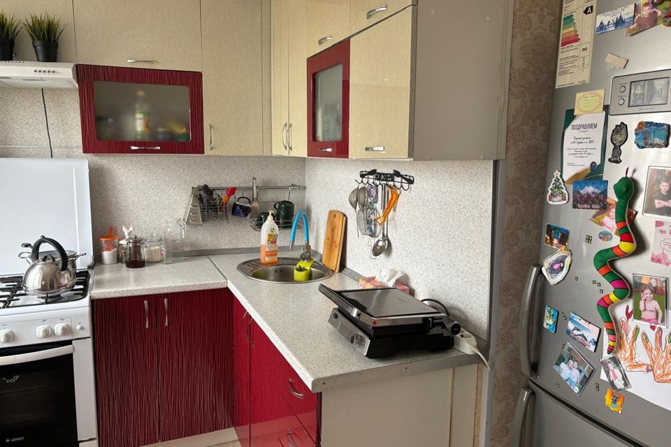 Продаётся 3-комнатная квартира, 58 м²