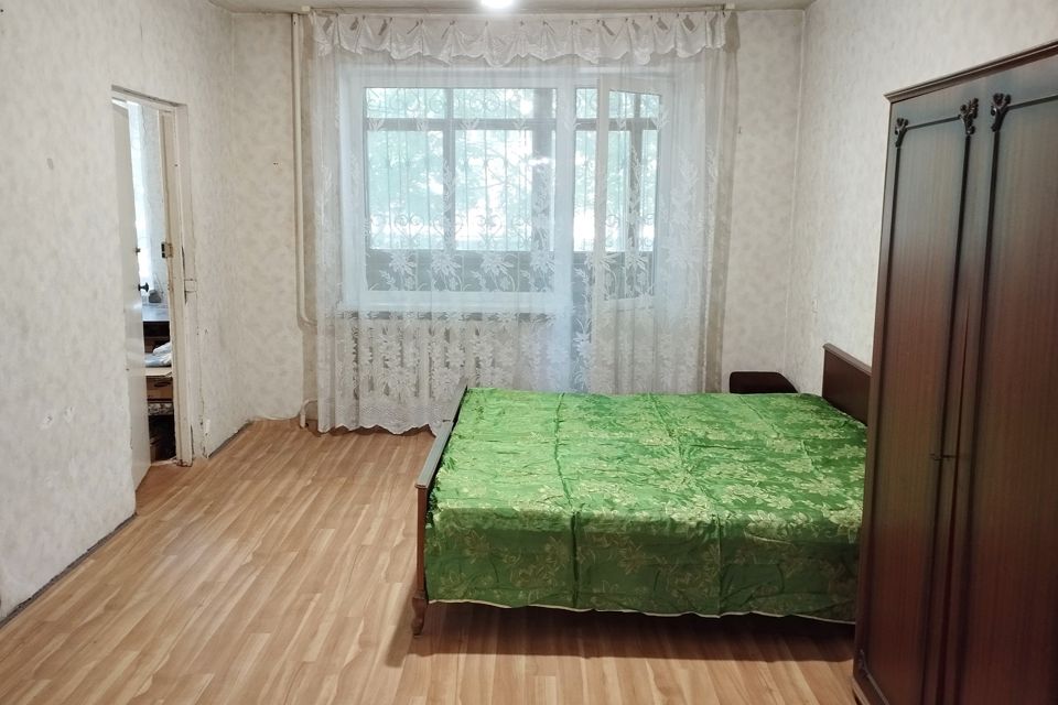 Продаётся 4-комнатная квартира, 98 м²