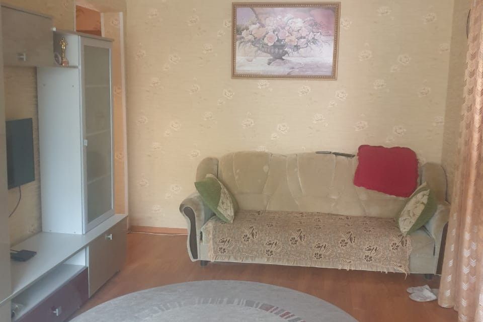 Продаётся 3-комнатная квартира, 58.4 м²