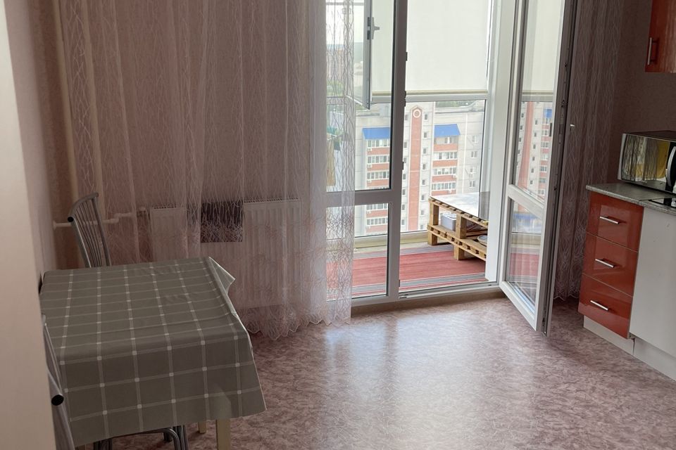Продаётся 1-комнатная квартира, 37.4 м²