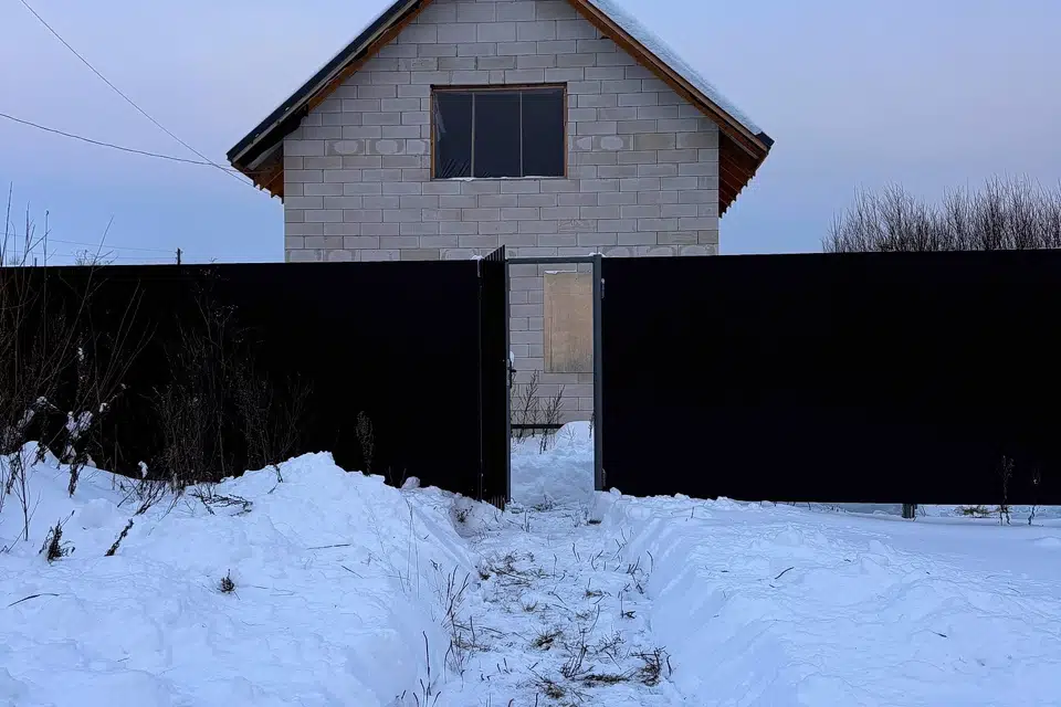 Продаётся 2-этажный дом, 105 м²