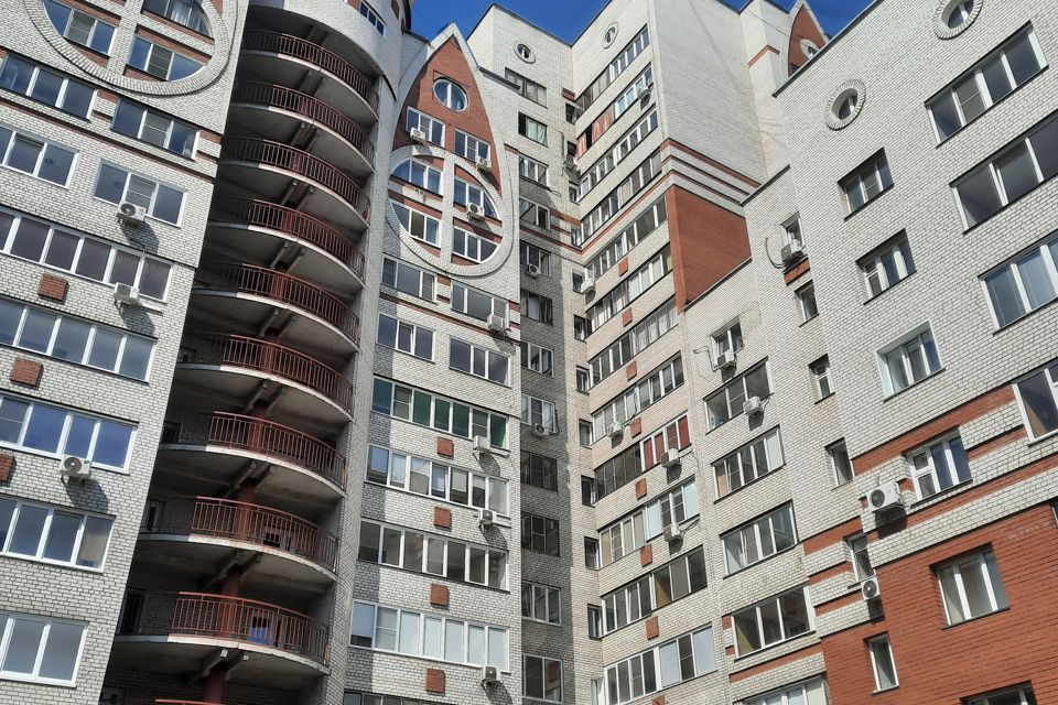 Продаётся 2-комнатная квартира, 89.8 м²