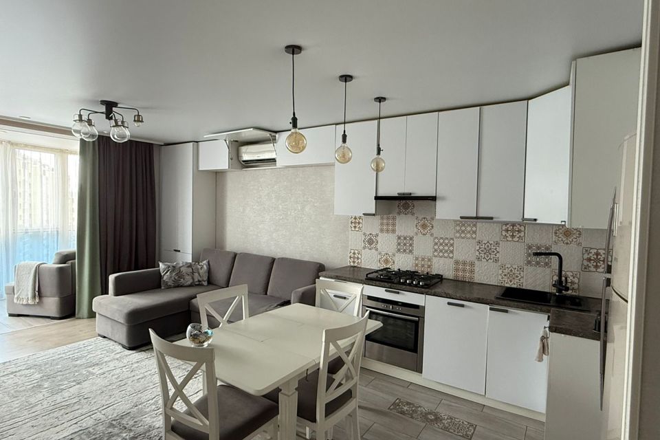 Продаётся 2-комнатная квартира, 67.1 м²