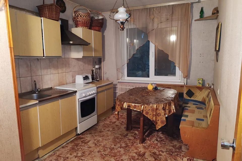 Продаётся 1-комнатная квартира, 43 м²