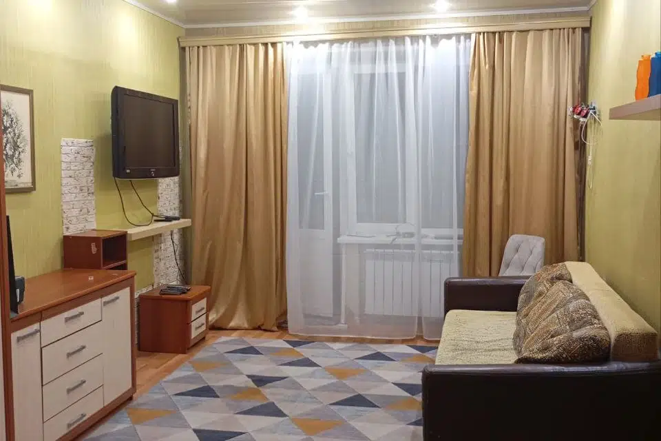 Продаётся 2-комнатная квартира, 56.5 м²