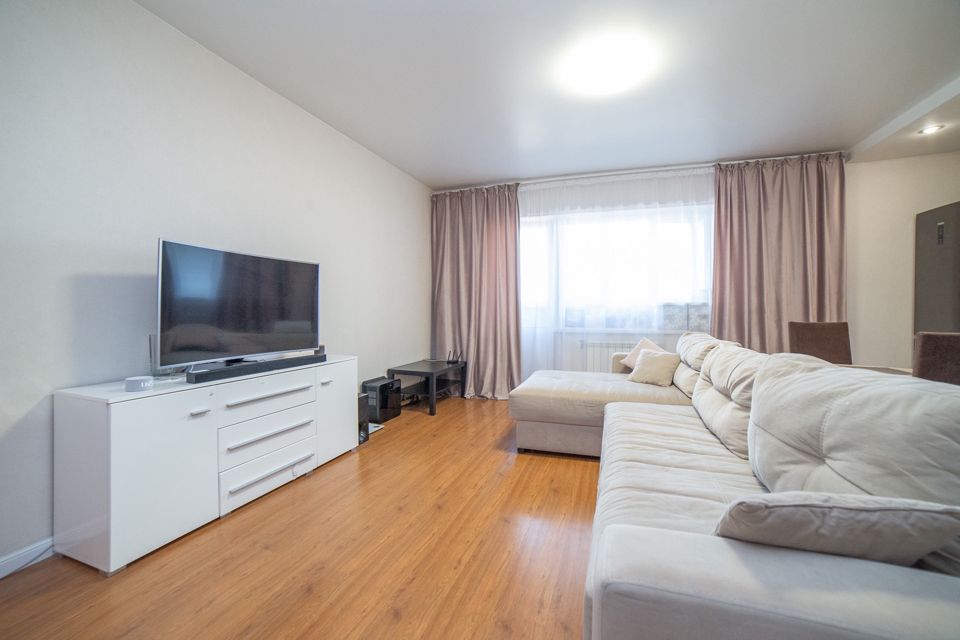Продаётся 2-комнатная квартира, 55.4 м²