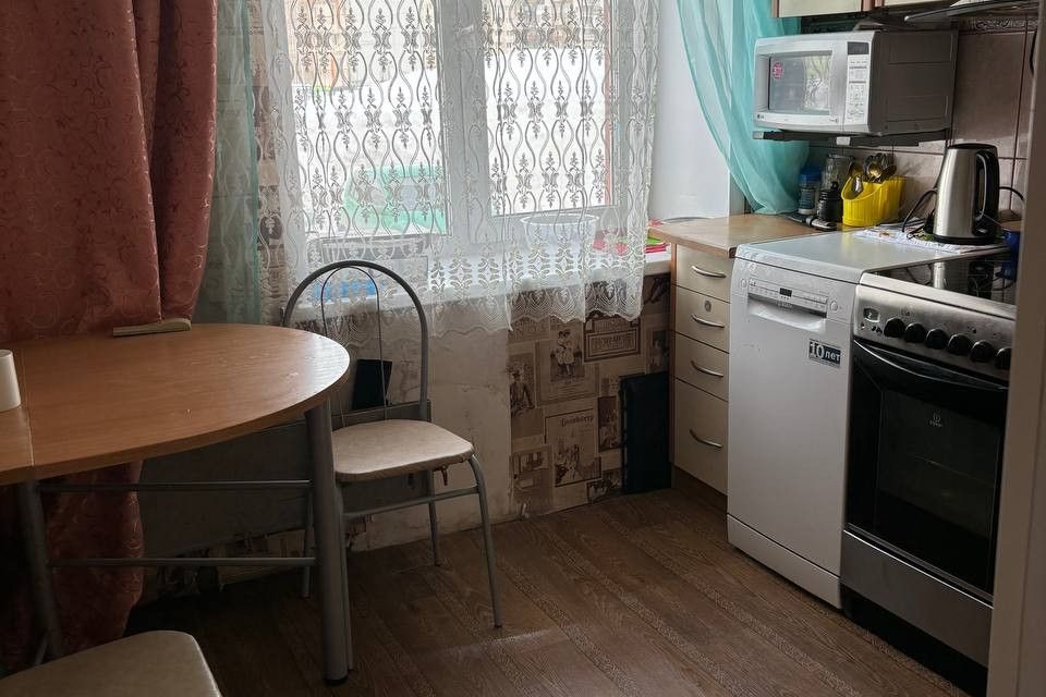 Продаётся 3-комнатная квартира, 53.8 м²