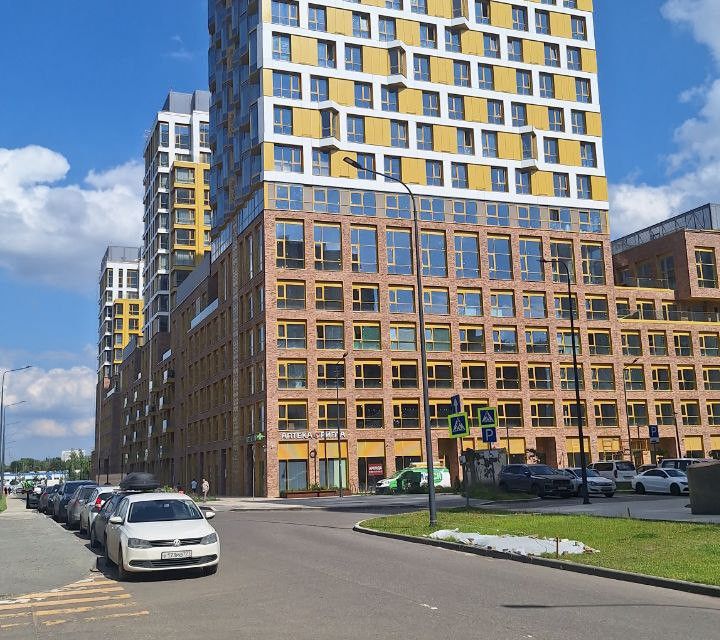 Продаётся 4-комнатная квартира, 133 м²