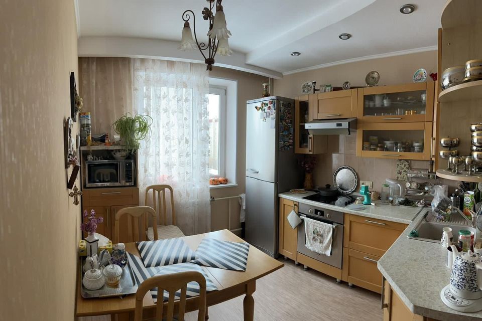 Продаётся 3-комнатная квартира, 70 м²