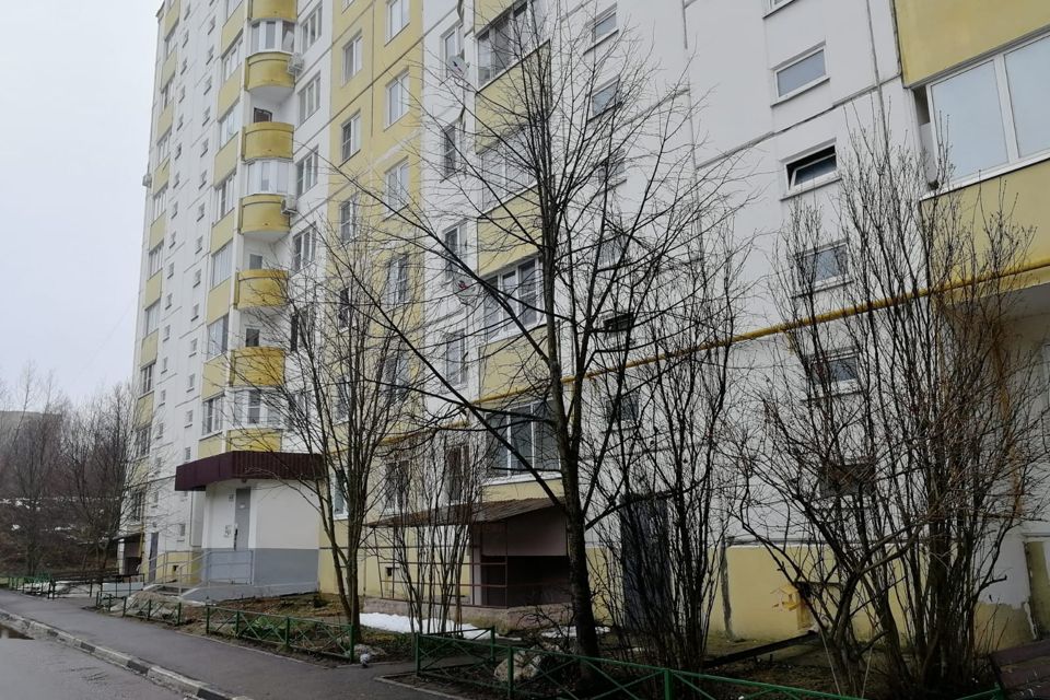 Продаётся 3-комнатная квартира, 70.5 м²