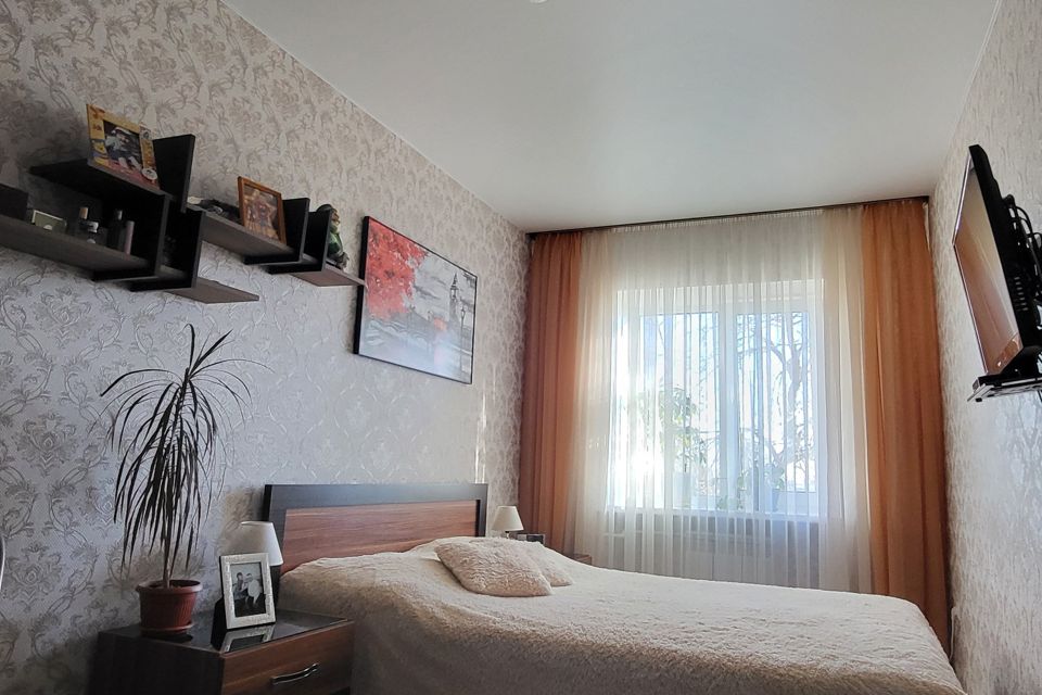 Продаётся 3-комнатная квартира, 56.6 м²