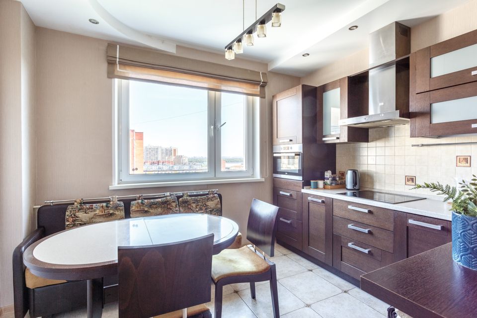 Продаётся 2-комнатная квартира, 55.7 м²
