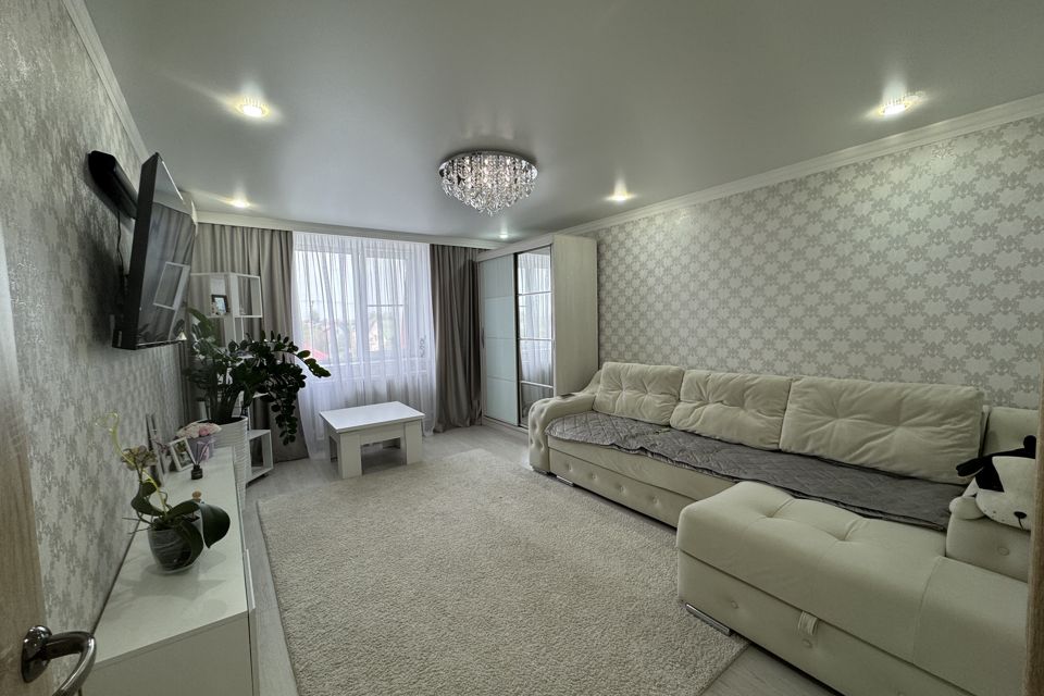 Продаётся 2-комнатная квартира, 65 м²