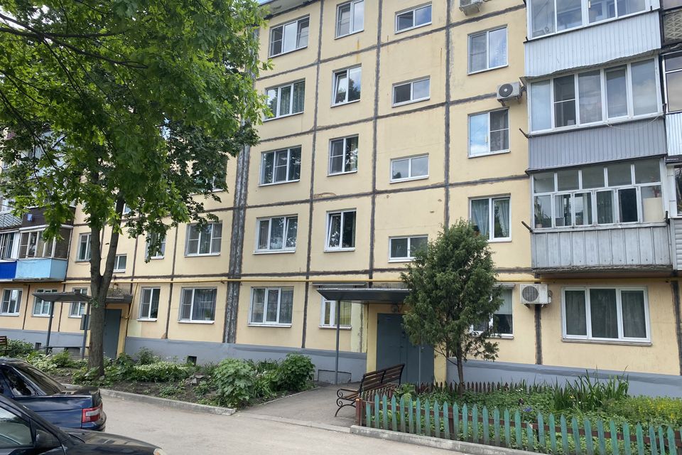 Продаётся 3-комнатная квартира, 61.6 м²