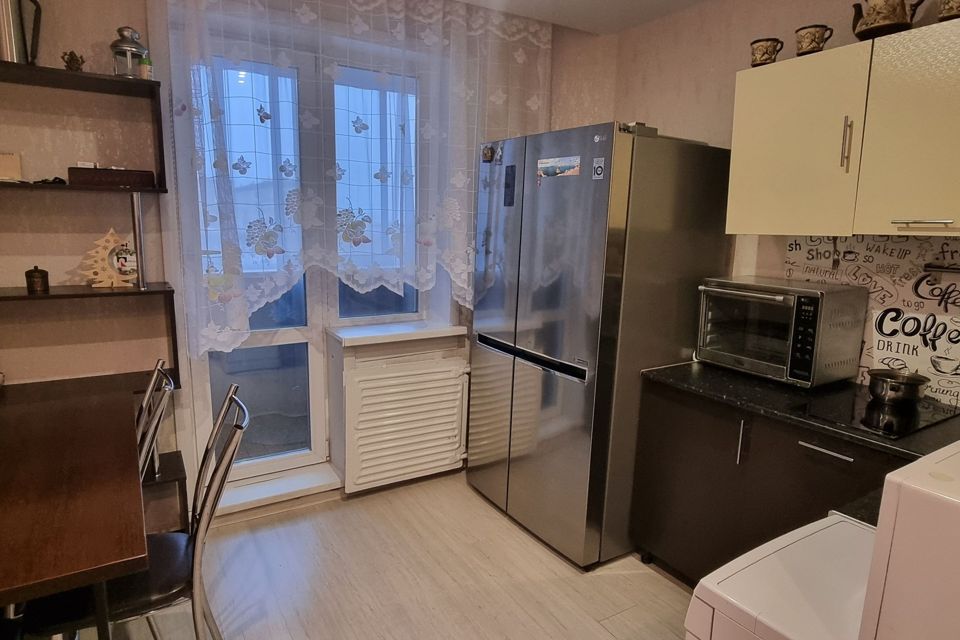 Продаётся 3-комнатная квартира, 63.8 м²