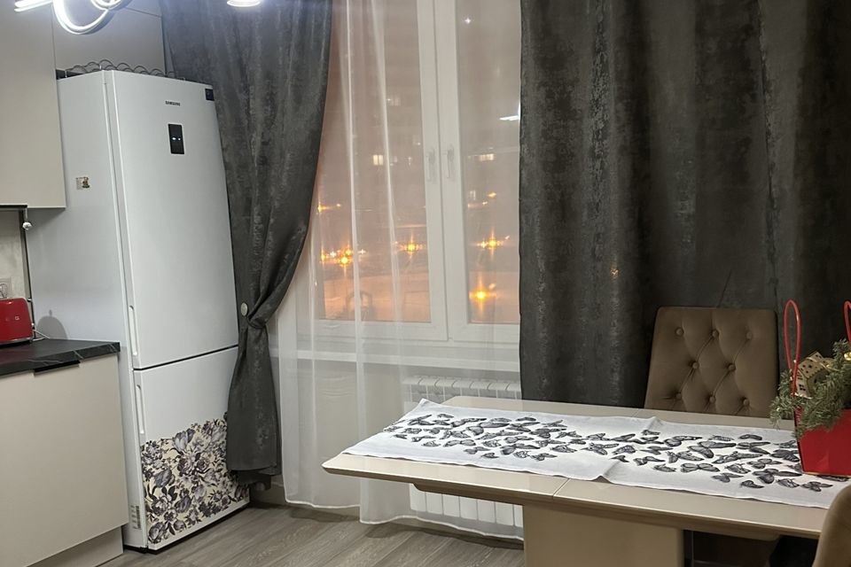 Продаётся 2-комнатная квартира, 66.6 м²