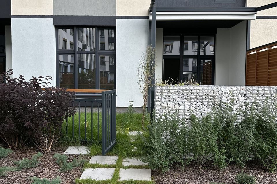Продаётся 3-комнатная квартира, 92 м²