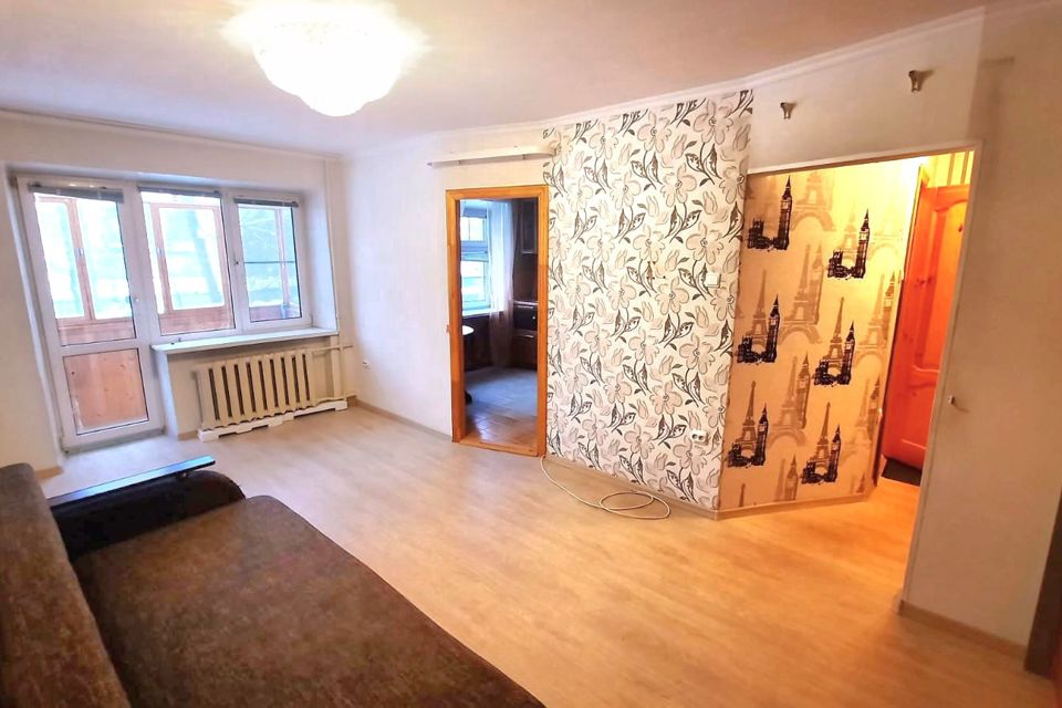 Продаётся 3-комнатная квартира, 55 м²